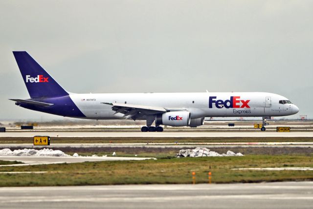 Boeing 757-200 (N978FD)