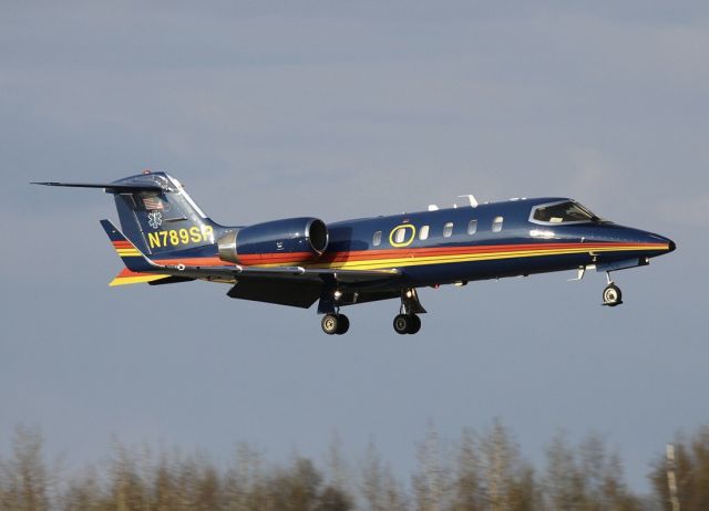 Learjet 31 (N789SR)