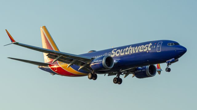 Boeing 737 MAX 8 (N8801Q) - 6/24/23