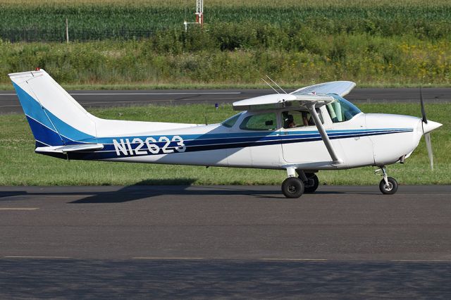 Cessna Skyhawk (N12623)