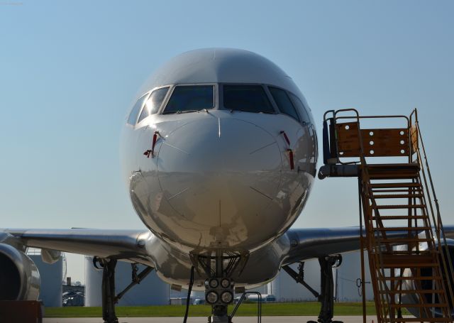 Boeing 757-200 (N448UP) - Caught through a fence by the very secure cargo area at KATL. Please look for more photos at Opshots.net