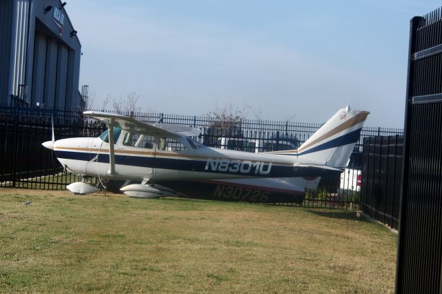 Cessna Skyhawk (N8301U)