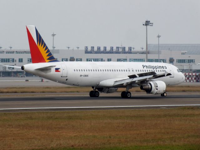 Airbus A320 (RP-C8615)