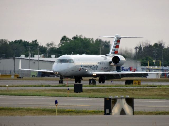 Canadair Regional Jet CRJ-200 (N428AW)