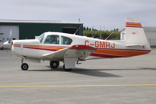 Mooney M-20 (C-GMRJ)