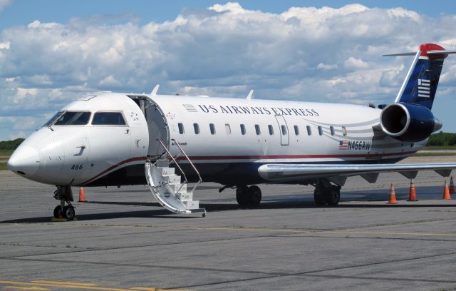 Canadair Regional Jet CRJ-200 (N466AW)