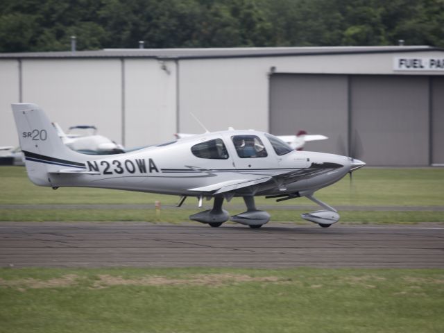 Cirrus SR-20 (N230WA) - Runway 08 | 17 JUNE 2015
