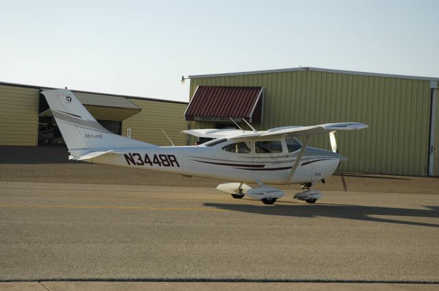 Cessna Skyhawk (N3448R)