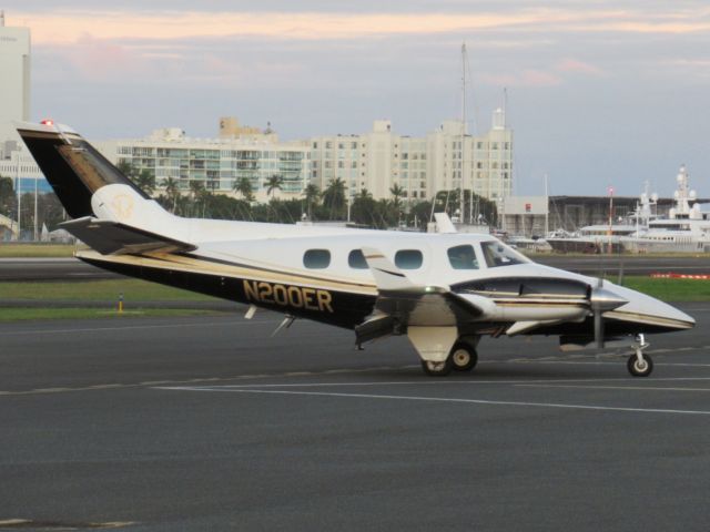 Beechcraft Duke (N200ER)