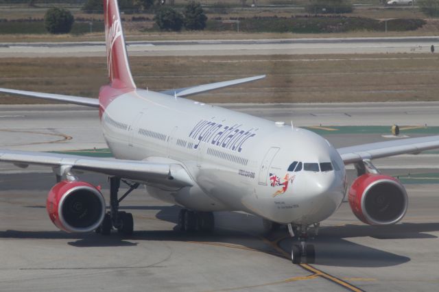 Airbus A340-600 (G-VRED)