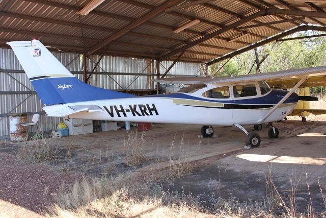 Cessna Skylane (VH-KRH)