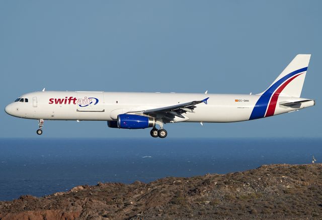 Airbus A321 (EC-OHH)