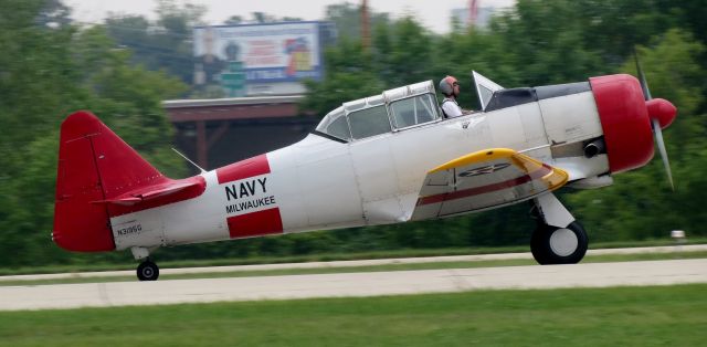 North American T-6 Texan (N3195G)