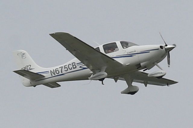 Cirrus SR-22 (N675CB)