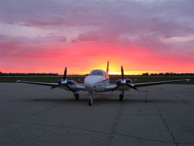 Beechcraft Baron (58) (N122RM) - At Rest