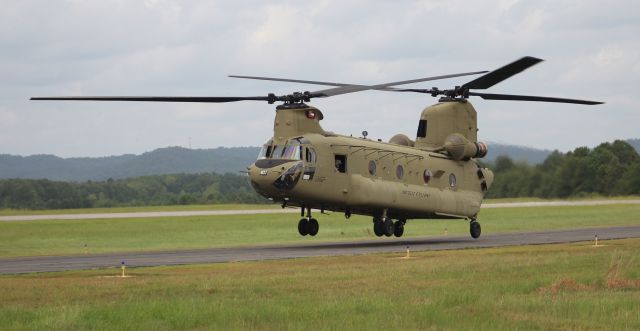 Boeing CH-47 Chinook (1008807) - A Boeing CH-47F Chinook arriving on the taxiway at Northeast Alabama Regional Airport, Gadsden, AL after a paratroop drop - August 22, 2019.