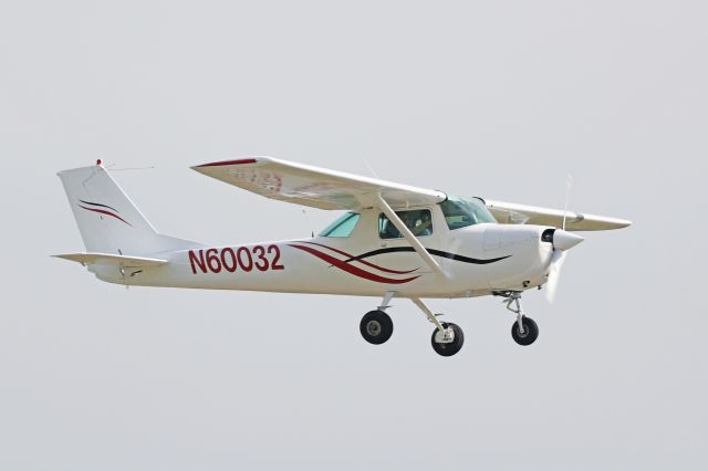 Cessna Commuter (N60032)