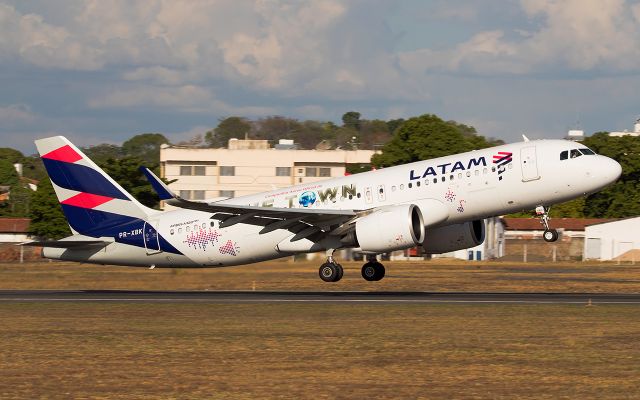 Airbus A320neo (PR-XBK)