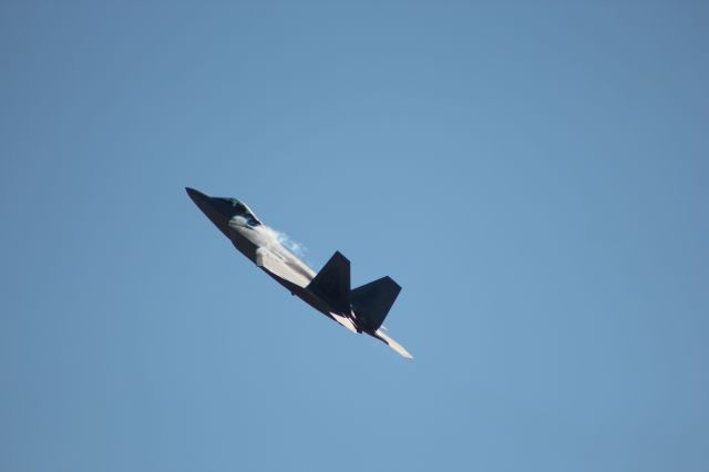 Lockheed F-22 Raptor — - Rocky Mountain Airshow... August/2011