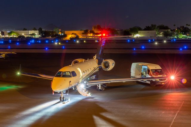 Embraer Legacy 450 (N426FX)