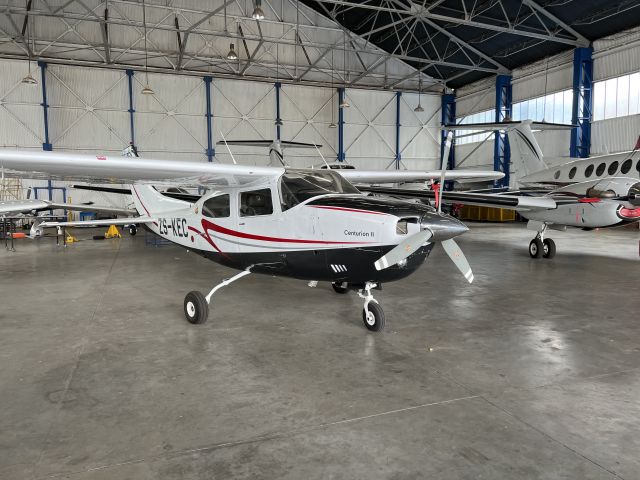 Cessna Centurion (ZS-KEC) - 16-MAR-2022.