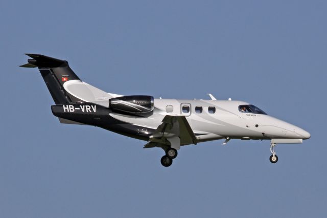 Embraer Phenom 100 (HB-VRV)