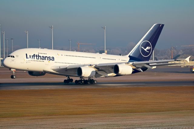 Airbus A380-800 (D-AIMG)