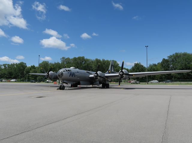 Boeing B-29 Superfortress (N629B) - 24 June 2015.