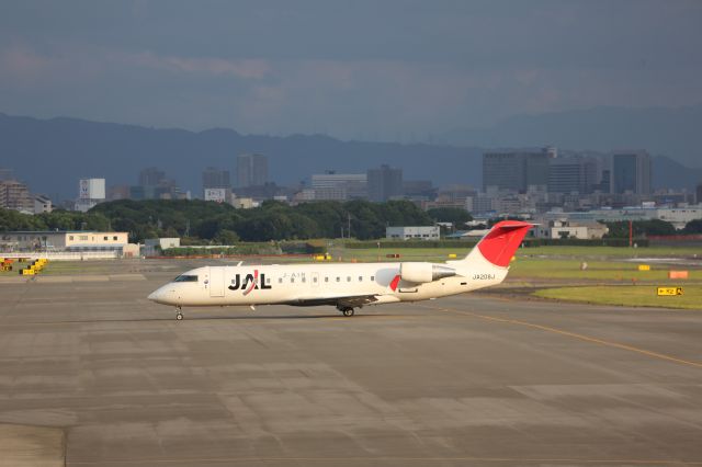 Canadair Regional Jet CRJ-200 (JA208J)