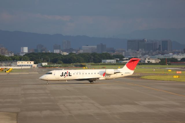 Canadair Regional Jet CRJ-200 (JA208J)