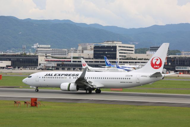 Boeing 737-800 (JA344J)