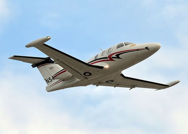 Eclipse 500 (N541LB)