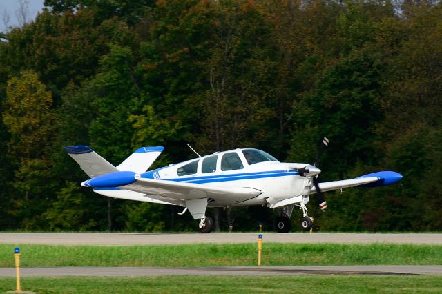 Beechcraft 35 Bonanza (N6108V)