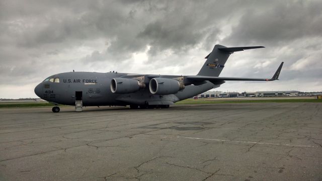 Boeing Globemaster III (04-4134) - Was at CLT for Presidential visit. Taken 4/14/15