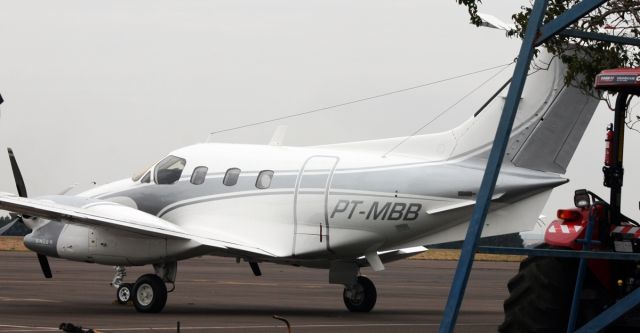 Embraer EMB-121 Xingu (PT-MBB)