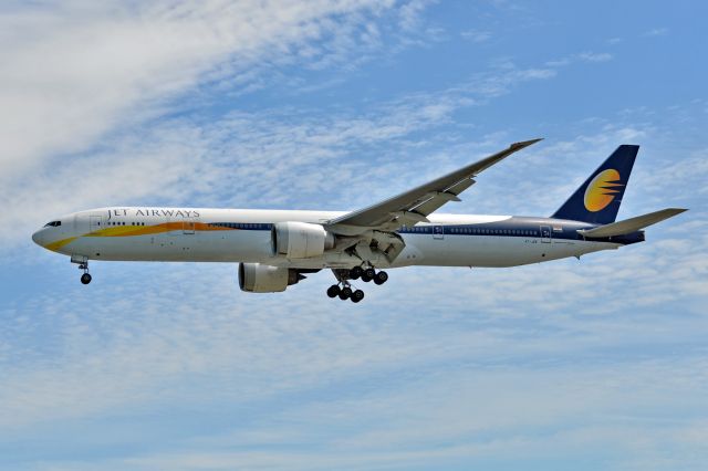 BOEING 777-300 (VT-JEK)