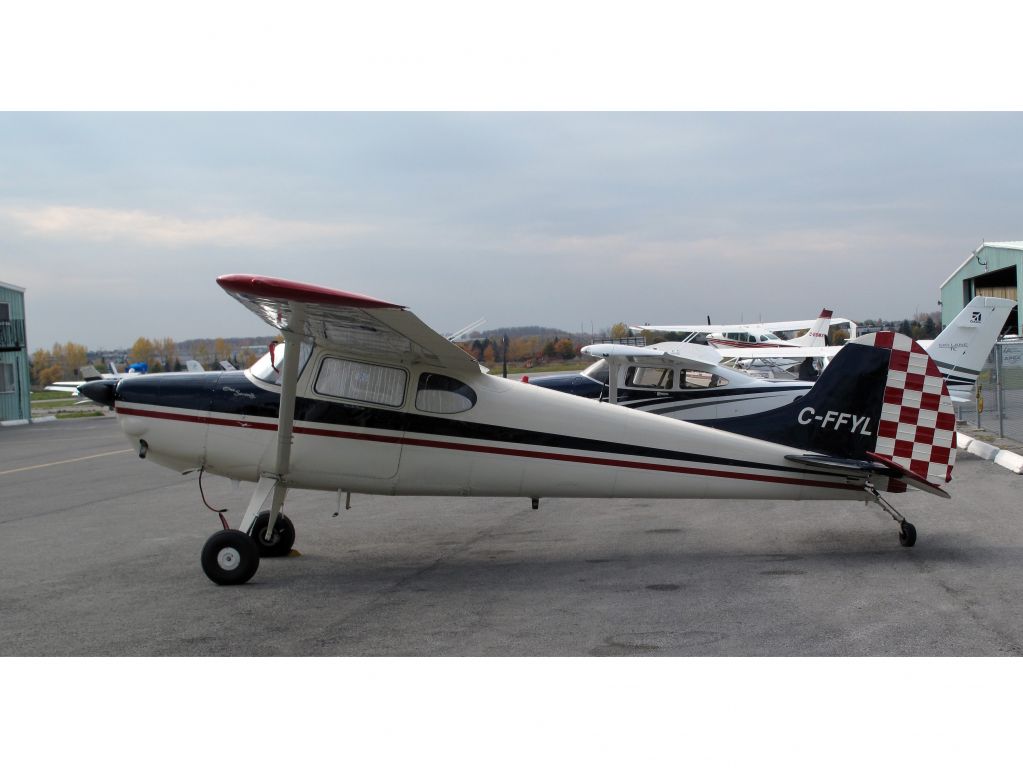 Cessna 170 (C-FFYL) - A very nice aircraft!
