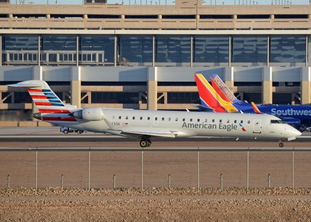 Canadair Regional Jet CRJ-700 (N713SK)