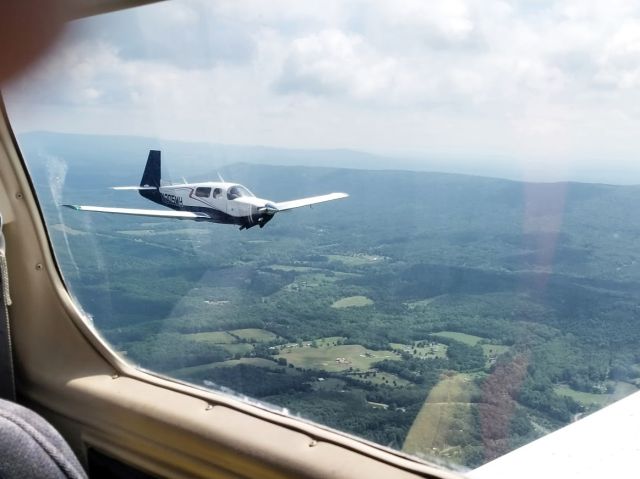 Mooney M-20 (N205MH) - Mooney formation flying