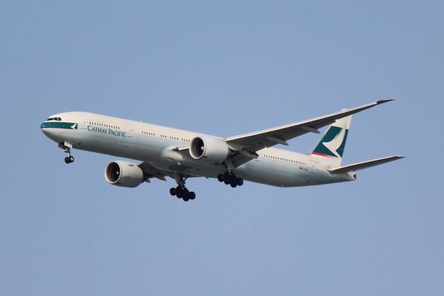 BOEING 777-300ER (B-KQT)