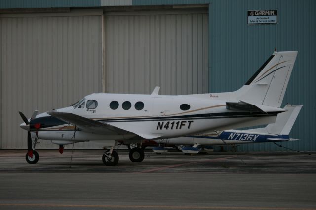 Beechcraft King Air 90 (N411FT)