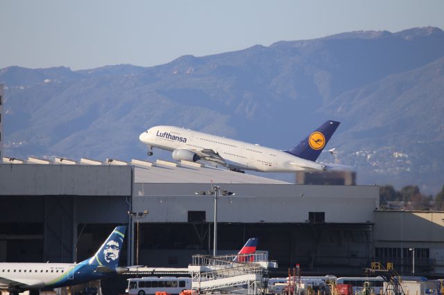 Airbus A380-800 (D-AIMF)