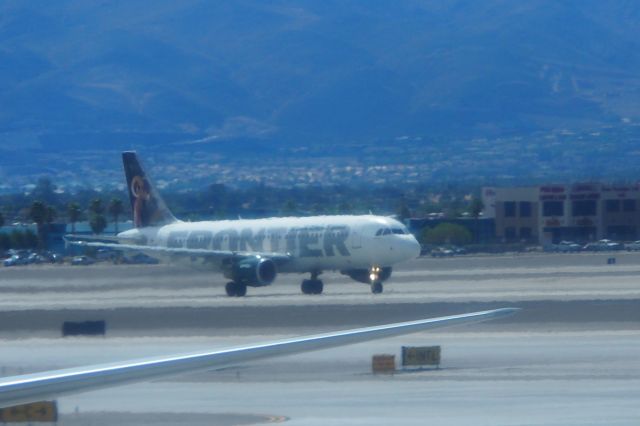 Airbus A320 (N202FR)