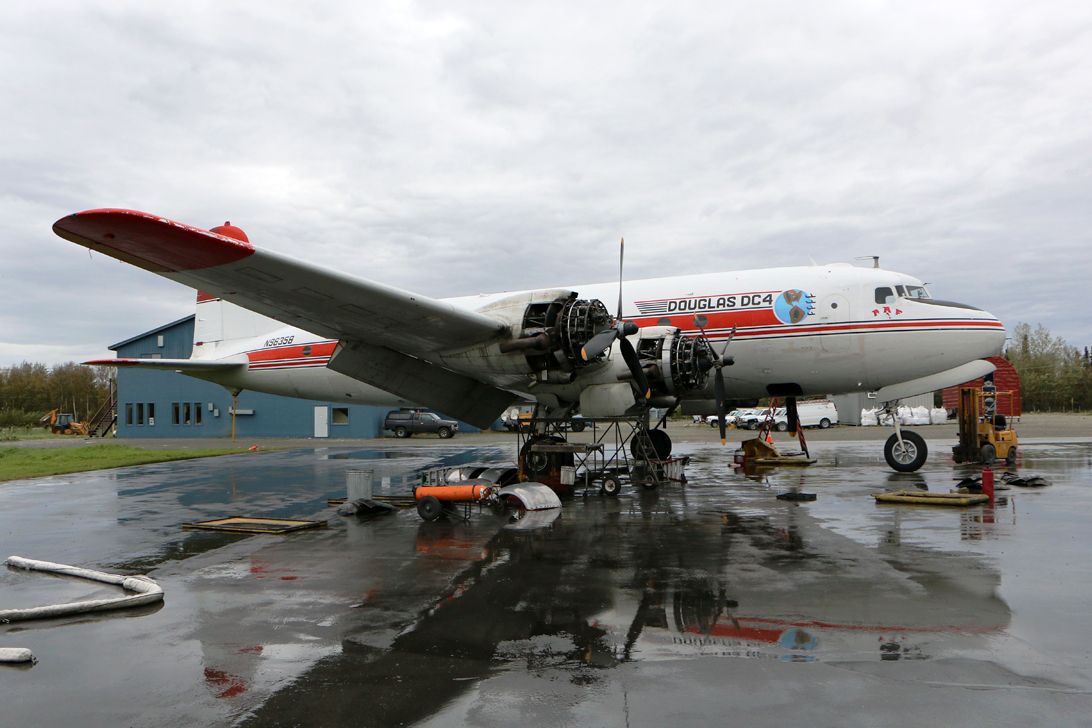 Douglas C-54 Skymaster (N96358)