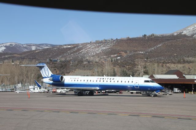 Canadair Regional Jet CRJ-700 (N770SK)