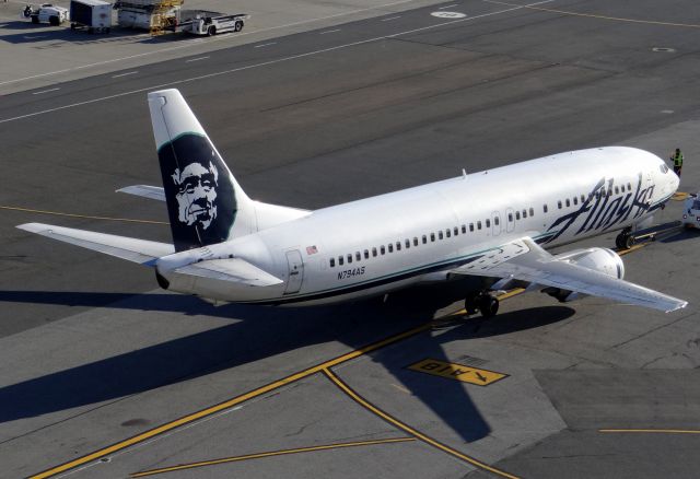 BOEING 737-400 (N794AS)