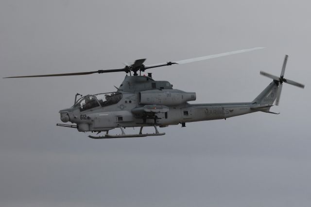 BELL UH-1Y (16-8000)
