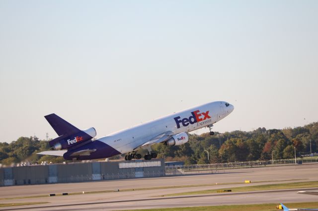 McDonnell Douglas DC-10 (N316FE) - One of FedEx's last MD-10s, "Sarah" is 34 years old as of 2022!