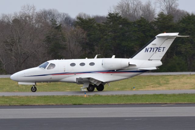 Cessna Citation Mustang (N717ET) - FAIRWAY AVIATION LLC taxiing at KJQF - 3/17/18