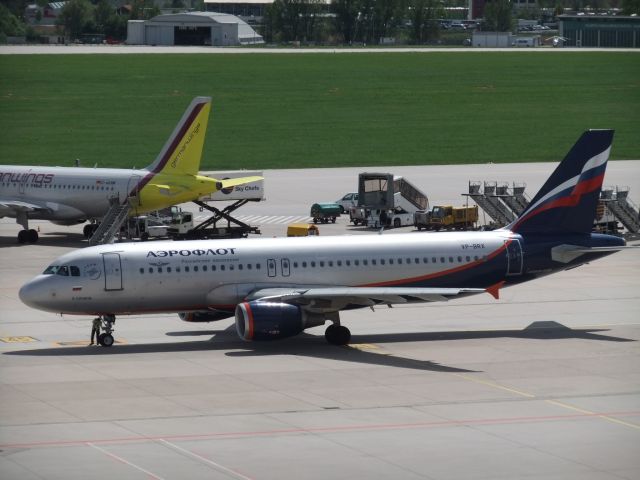 Airbus A320 (VP-BRX) - Aeroflot A320-200 VP-BRX at STR. Photo made 03.05.2012.